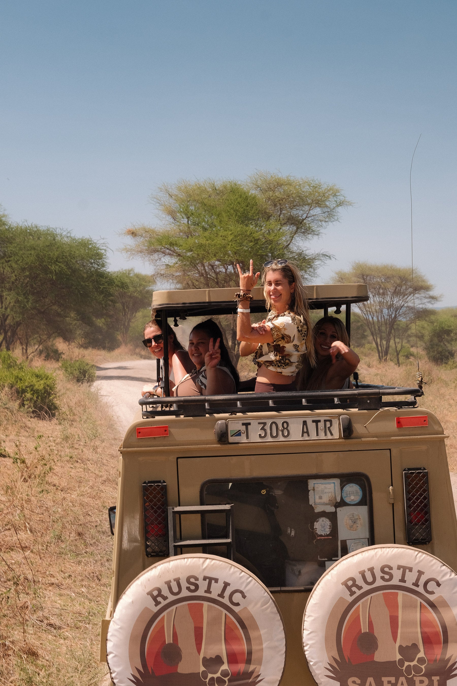 SEEKERS : Eco-luxury Safari Retreat